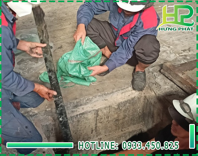 Dầu mỡ gây ra tình trạng tắc nghẽn cống